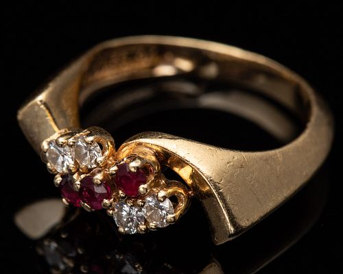 14k Gold, Diamond & Ruby Ring