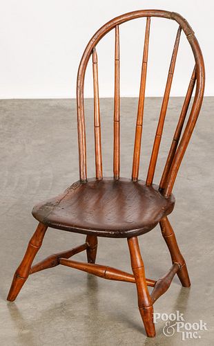 Bowback Windsor child's chair, early 19th c.
