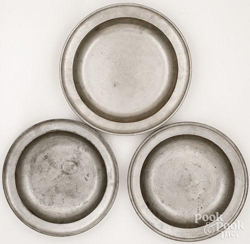 Three English pewter deep dishes, 18th/19th c.