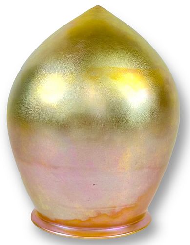Rare Large Quezal Iridescent Art Glass Lamp Shade