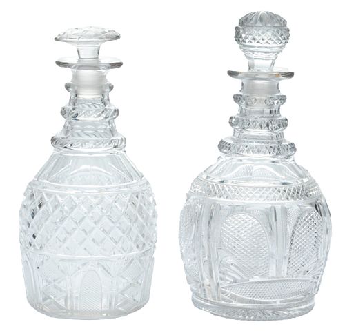 Georgian Cut Crystal Decanters, Matching Stoppers Ca. 1820, H 10'' 2 pcs