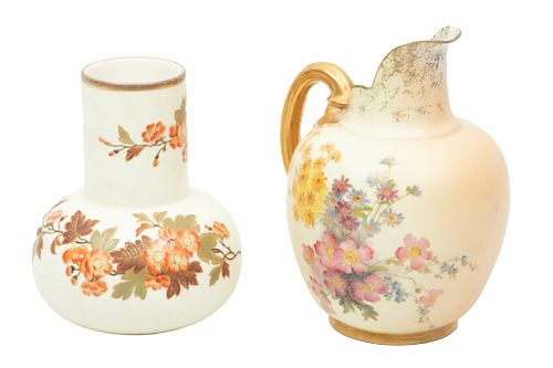 Royal Worcester Hand Painted Porcelain Vase H 6'' Dia. 4.75'' 2 pcs