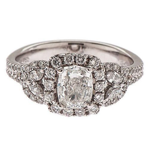E.G.L. U.S.A. Certified 1.01 Carat Diamond Fashion Ring in 18 Karat White Gold 