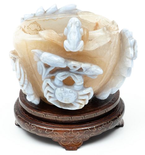 Chinese Onyx Stone, Carved Crabs And Carp In Relief H 3.2'' W 4''