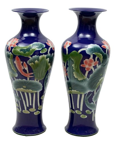 Chinese Porcelain Baluster Vases, 21st C., Koi Pond, H 36'' Dia. 14'' 1 Pair