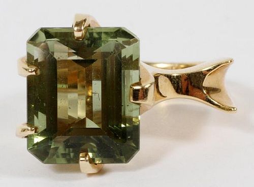 14KT YELLOW GOLD AND GREEN TOURMALINE RING