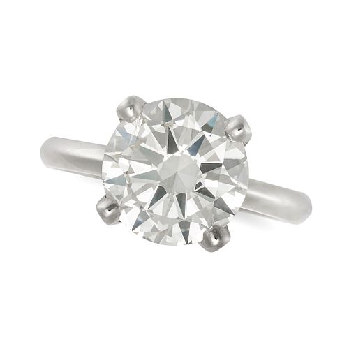 A 3.77 CARAT SOLITAIRE DIAMOND RING in platinum, set with a round brilliant cut diamond of 3.77 c...