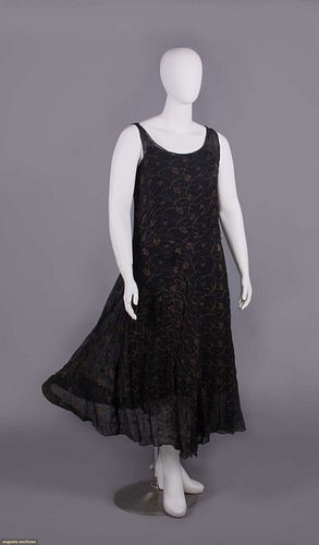 LAME' EMBROIDERED CREPE EVENING DRESS, 1920s