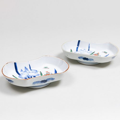 Pair of Japanese Imari Porcelain Dishes