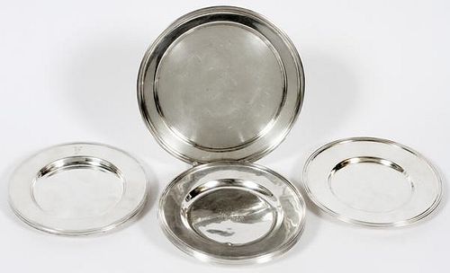 GROUP OF AMERICAN STERLING SILVER PLATES AND TRAY