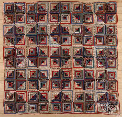 Pieced log cabin quilt, late 19th c., 80'' x 80''.
