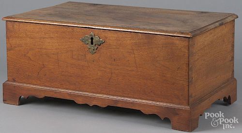 Pennsylvania Queen Anne walnut Bible box, 18th c., 10'' h., 22 1/4'' w.