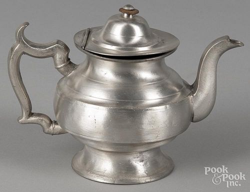 Middletown, Connecticut pewter teapot, 19th c., bearing the touch of William Savage, 6 1/4'' h.