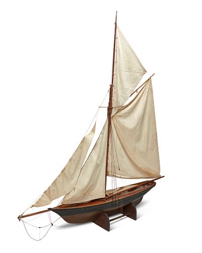 A large sloop boat model