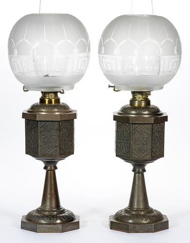 CAST-IRON TUCKER MANUFACTURING CO. NO. 105 KEROSENE VASE STAND LAMPS, PAIR