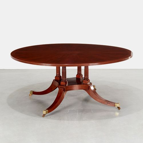 Regency style mahogany pedestal dining table