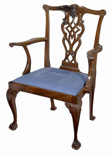 Fine Chippendale Style Carved Mahogany