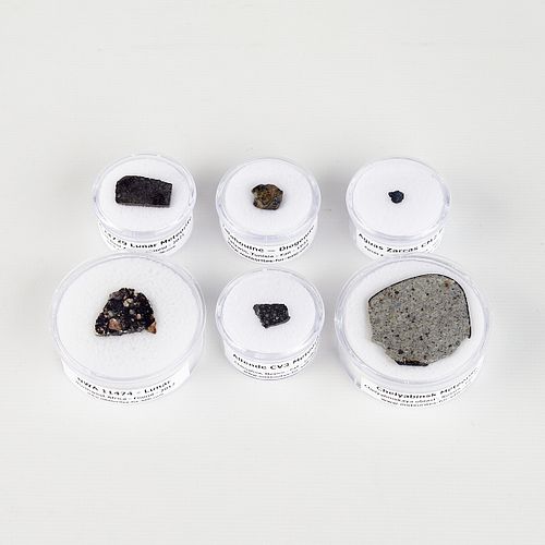Group of 6 Meteorite Fragments