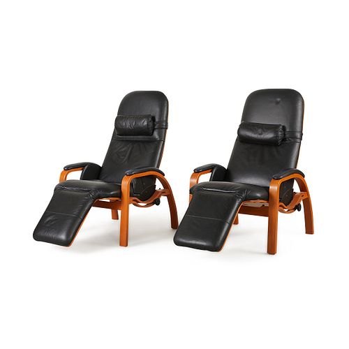 Pair of Leather Reclining Easy Chairs