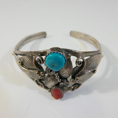 STERLING SILVER NAVAJO BRACELET WITH TURQUOISE AND CORAL