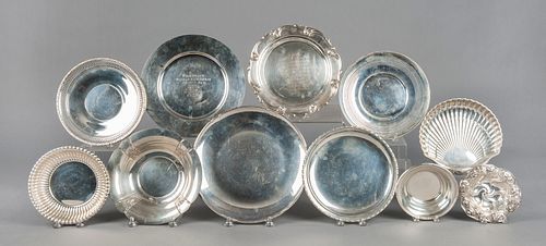 Group of sterling silver trays and bowls, 118.4 oz