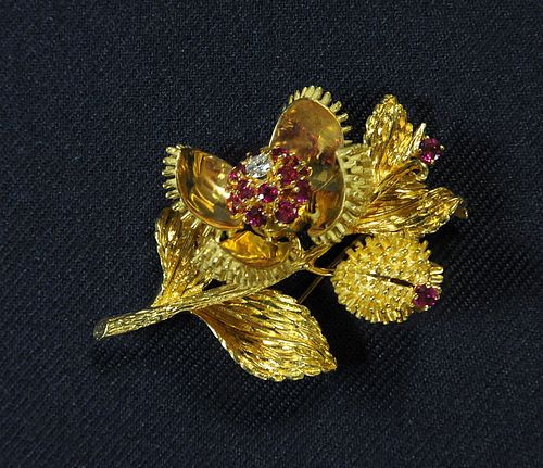 Tiffany & Co. 18K gold articulated floral brooch,i