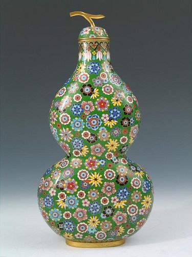 Chinese Enameled Double Gourd Vase, Early 20th Century.