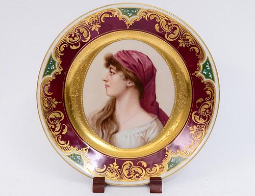 ‘VIENNA’ PAINTED PORCELAIN CABINET PLATE