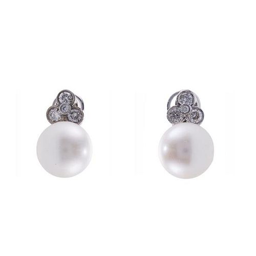18k Gold Diamond Pearl Earrings