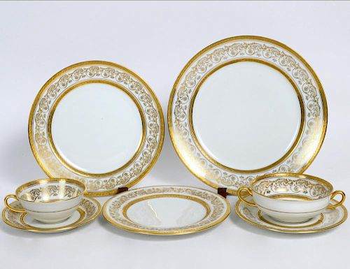 LIMOGES ONE HUNDRED, FIFTY-FOUR PIECE PORCELAIN DINNER SERVICE