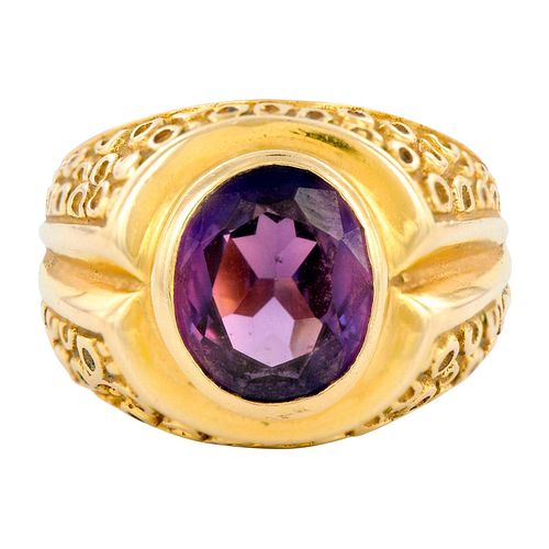 18K Yellow Gold and Purple Sapphire Statement Ring
