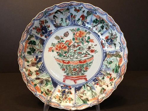 ANTIQUE Chinese Doucai plus Wucai flower plate, Kangxi peiod. 17th Century, 8 1/2 diameter