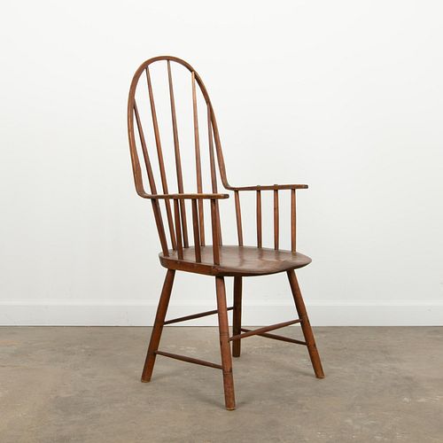 Primitive Continuous Arm Windsor Chair