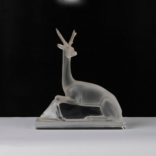 Lalique 'Cerf' Frosted Glass Deer