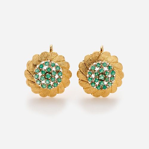 Green Chalcedony Flower Earrings in 18k