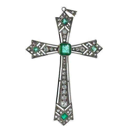 3.0 Ctw in Emerald & Diamonds Art Deco 18k Gold Cross Pendant