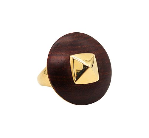 Geometric 1970 Cocktail Ring In 18K Yellow Gold With Carved Macassar Wood