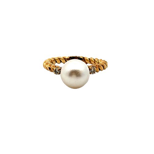 Diamonds & Pearl 18k Gold Ring