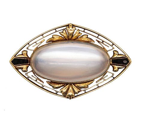 Art Deco 1920 Antique Pendant Brooch In 18Kt Gold With 29.58 Ctw Moonstone