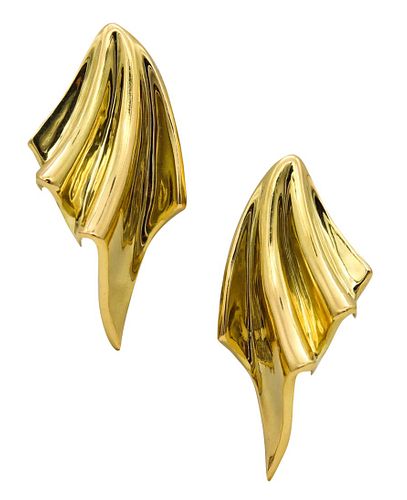 Roberto Legnazzi 1970 Modernism Drapery Clips Earrings In 18K Gold