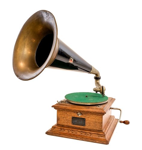Victor Vic II Disc Phonograph