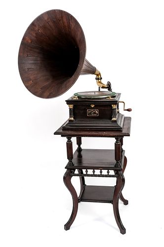 Victor Victrola VI Disc Phonograph and Stand
