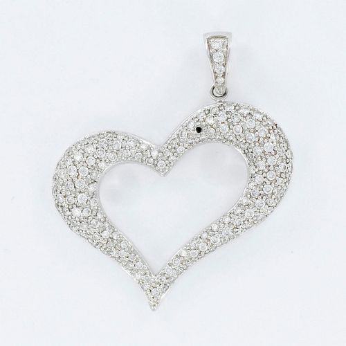 18K White Gold Pave Diamond Heart Pendant