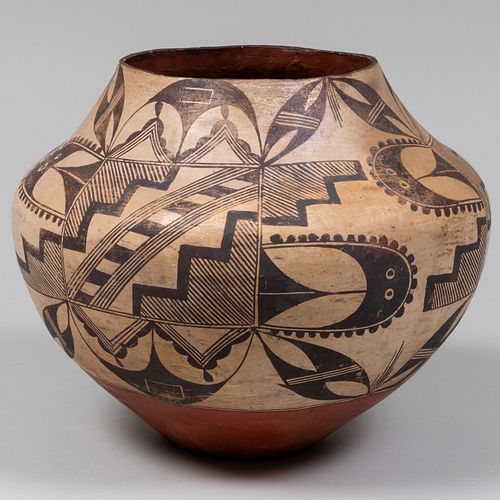 Pueblo Painted Pottery Vessel