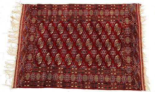 Persian Bokara Handwoven Wool Rug, 20th C., W 3' 2.5" L 4' 7"