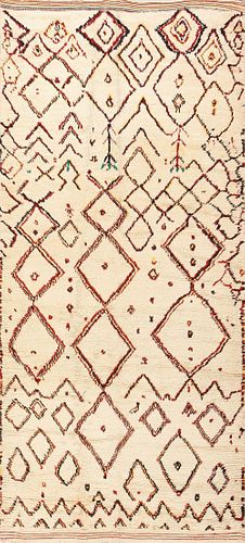 Vintage Beni Ourain Moroccan Berber Rug 10 ft 4 in x 4 ft 8 in (3.15 m x 1.42 m)