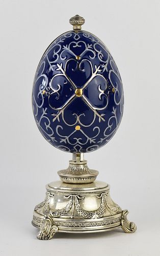ROYAL LIMITED MUSICAL EGG "MY FAVORITE THINGS"