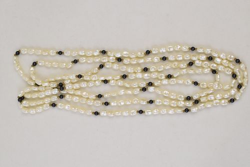 FRESH WATER PEARL OPERA NECKLACE