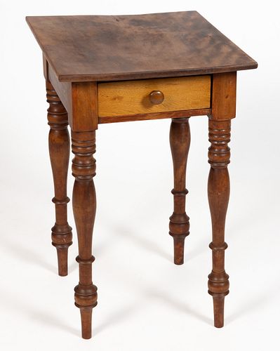 AMERICAN LATE FEDERAL BIRCH STAND TABLE