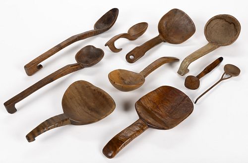 AMERICAN COUNTRY TREEN BUTTER PADDLES / SCOOPS, LOT OF TEN